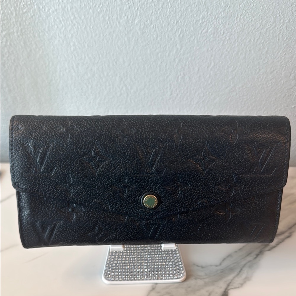 Elegant Black Louis Vuitton Women's Wallet Set